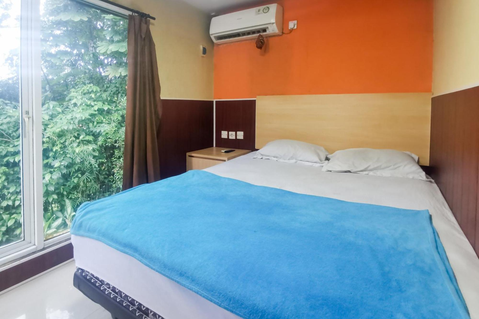 Hotel Container Inn Mitra Reddoorz Gadok Zewnętrze zdjęcie